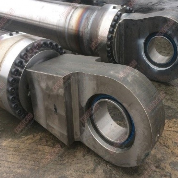 Hydraulikzylinder für Hafenkräne und Container- und Schüttgutentlader