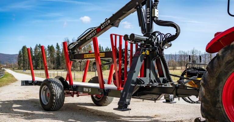 Hydraulic cylinders for forestry cranes, trailers and tractor accessories Hydraulic cylinders for forestry cranes, trailers and tractor accessories